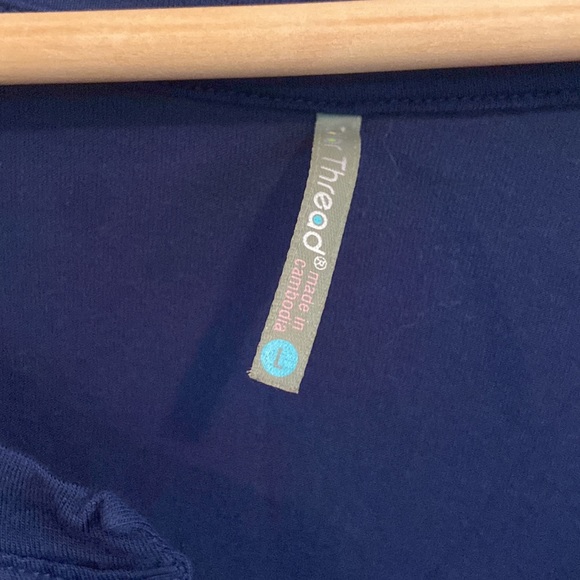 Color Thread Basic Dark Blue Top - Picture 2 of 6